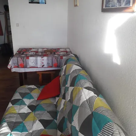 Joli Studio Pour Vacances A La Montagne *